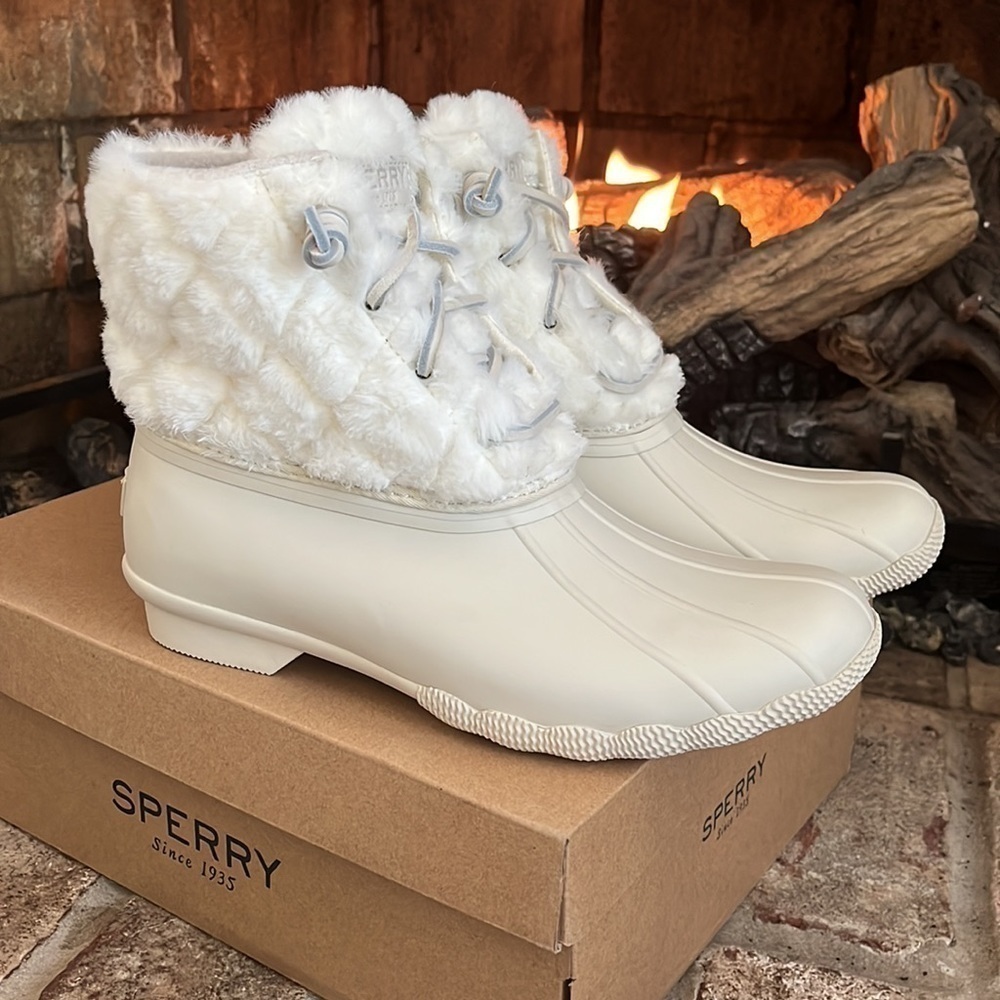 Brand New Sperry Saltwater Faux Fur Ivory Quilt Stitch Duck Boots Waterproof - Picture 1 of 16